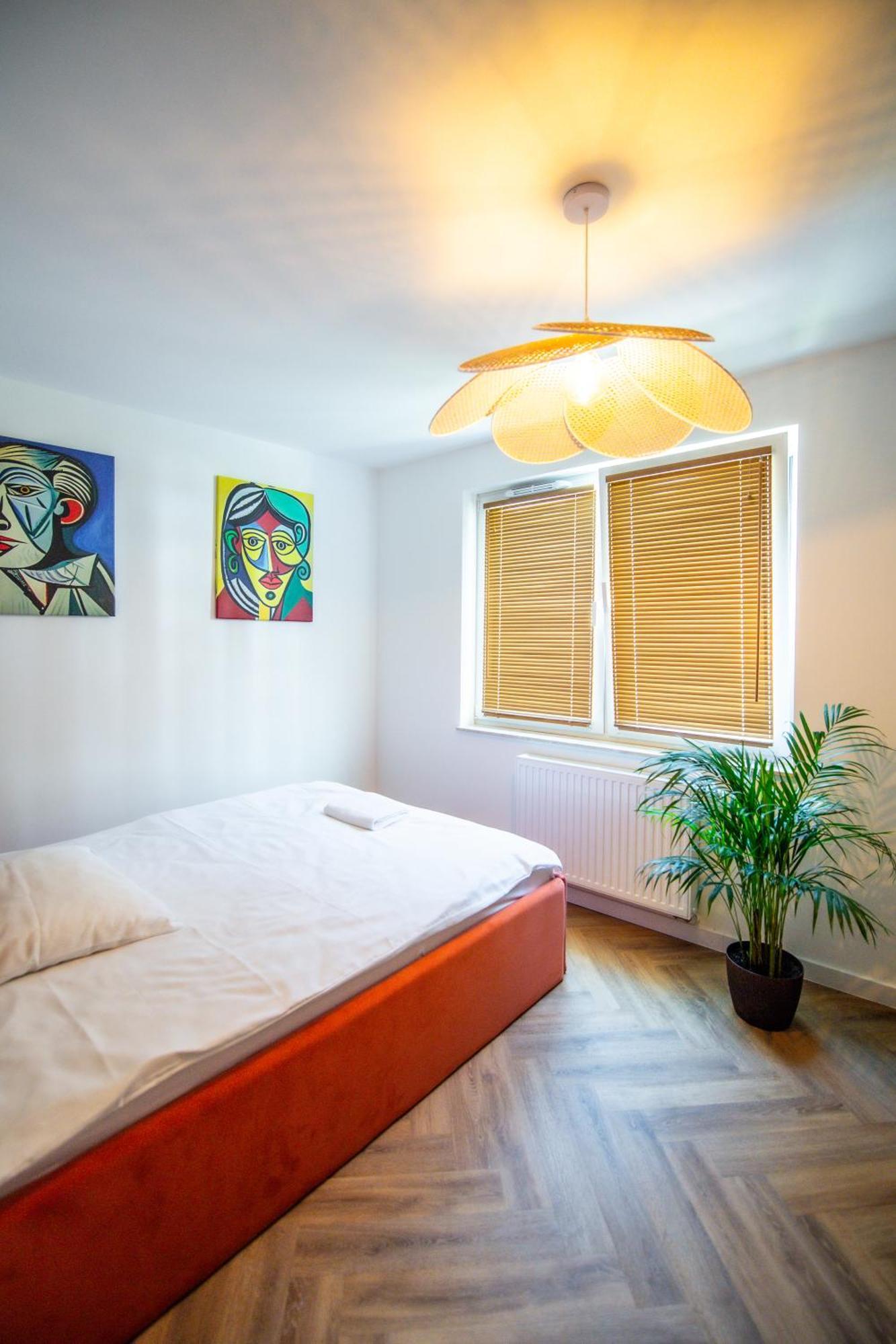 Apartament Mikolowska Z Balkonem Гливице Экстерьер фото