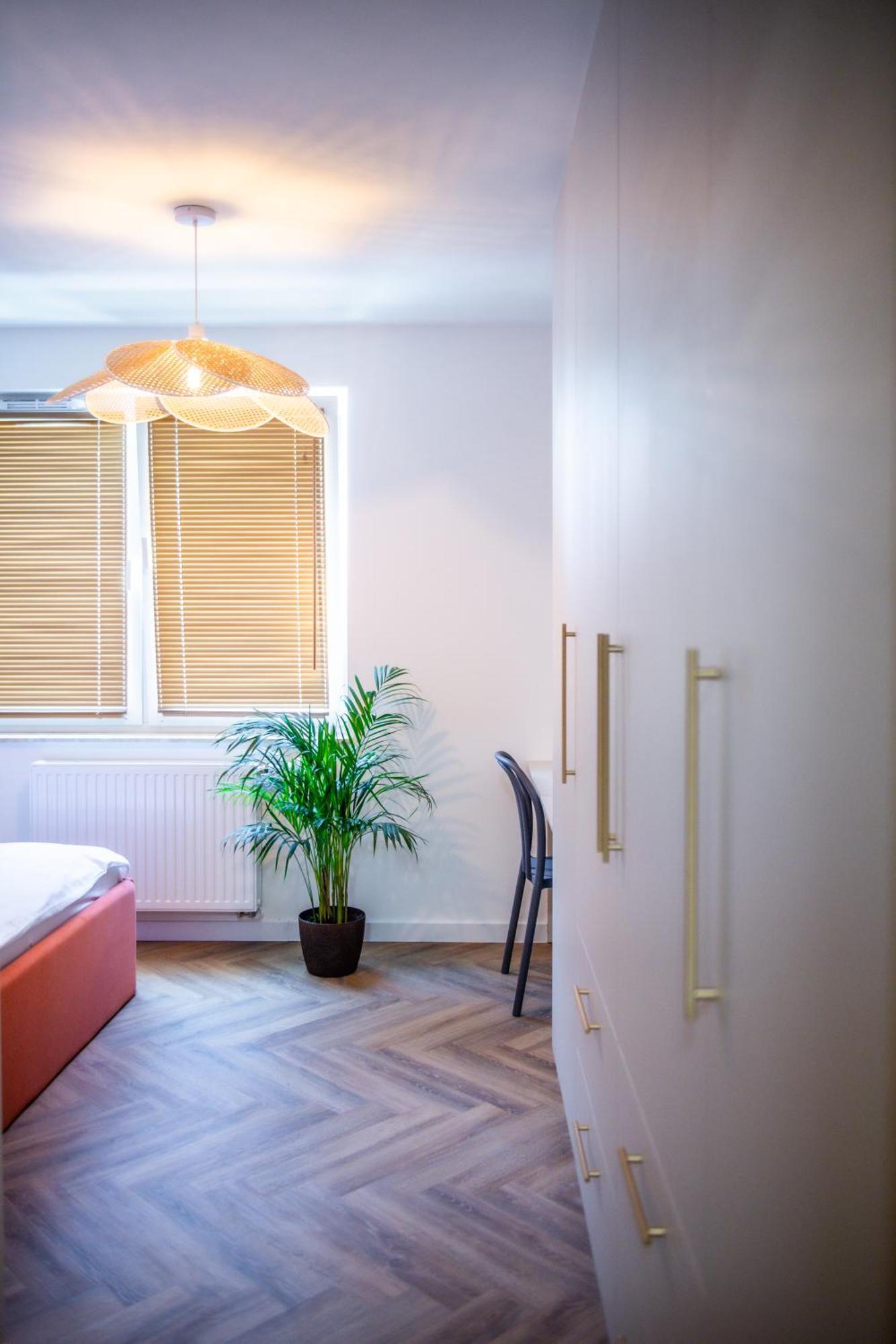 Apartament Mikolowska Z Balkonem Гливице Экстерьер фото