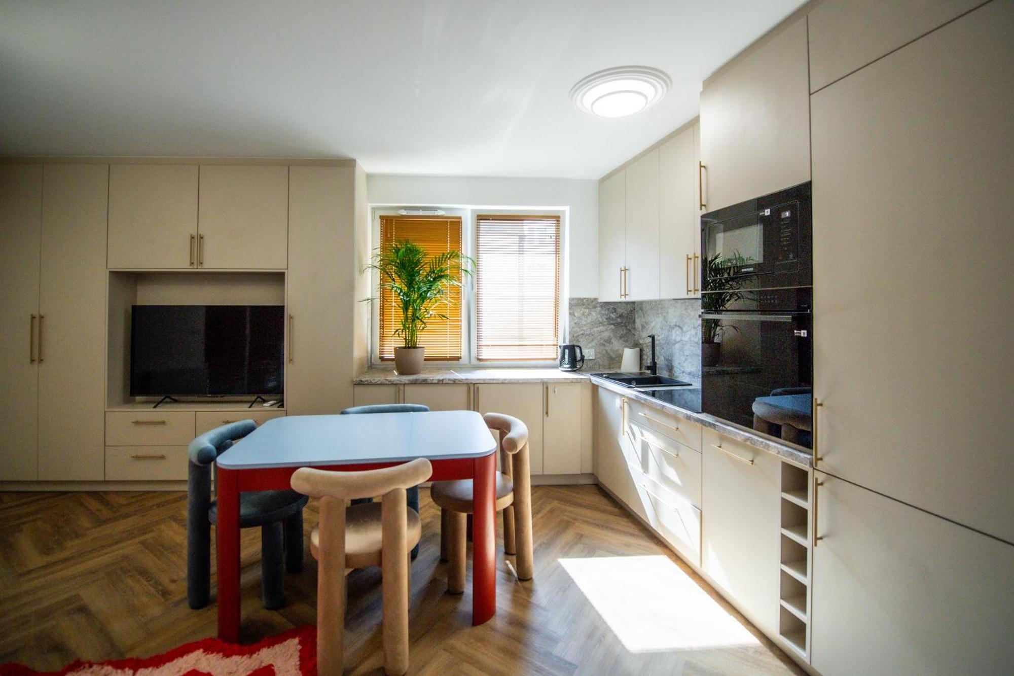 Apartament Mikolowska Z Balkonem Гливице Экстерьер фото