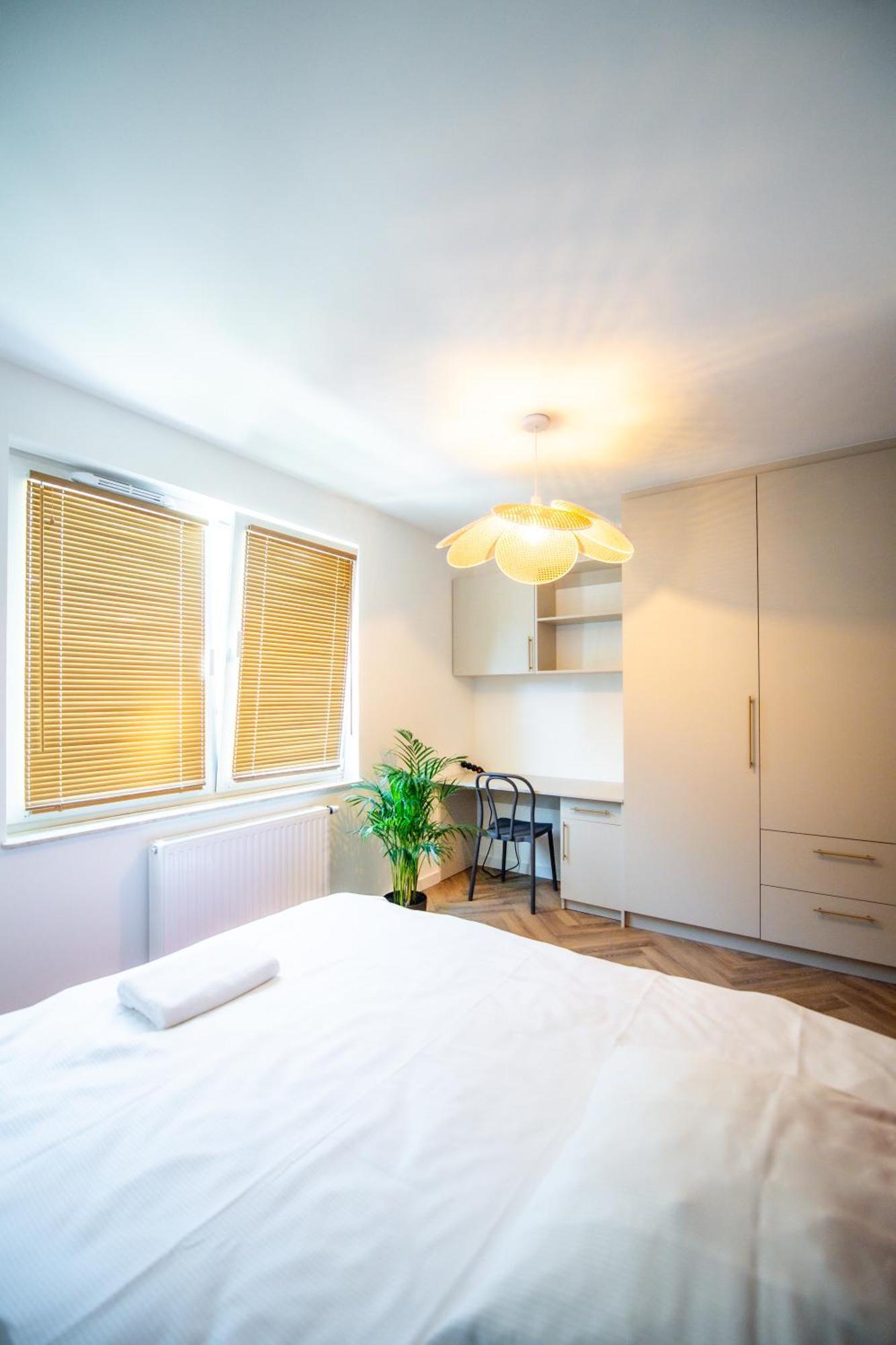 Apartament Mikolowska Z Balkonem Гливице Экстерьер фото